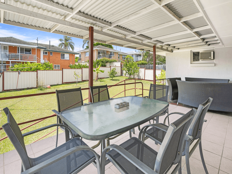 320 Newnham Road, UPPER MOUNT GRAVATT, QLD 4122