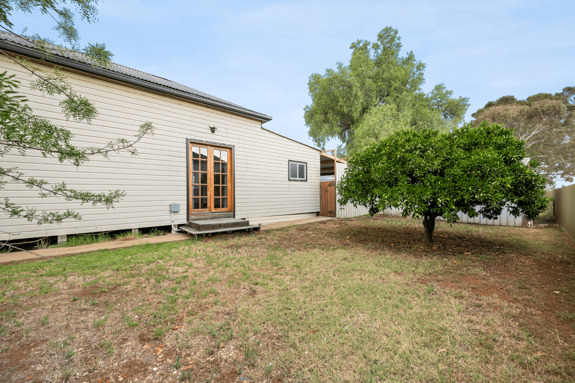 33 Ramsay Street, Corowa, NSW 2646