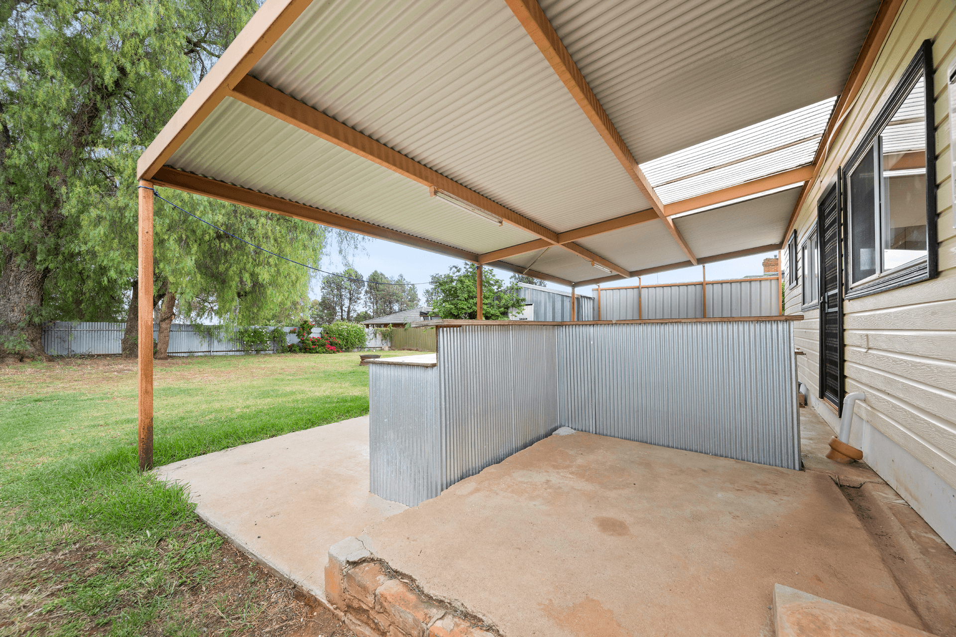 33 Ramsay Street, Corowa, NSW 2646