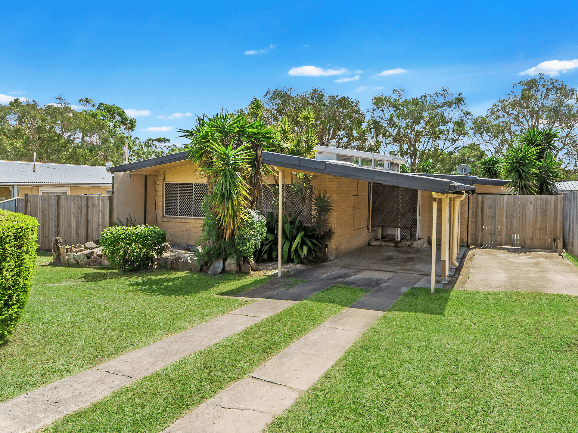 161 Musgrave Avenue, LABRADOR, QLD 4215