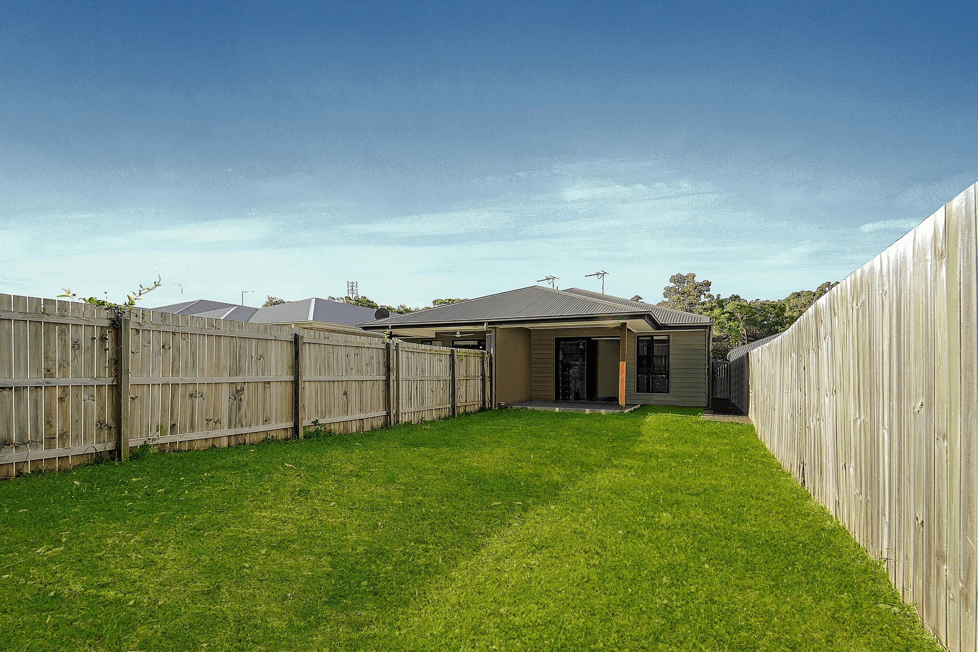 2/19 Boydaw Road, ORMEAU, QLD 4208