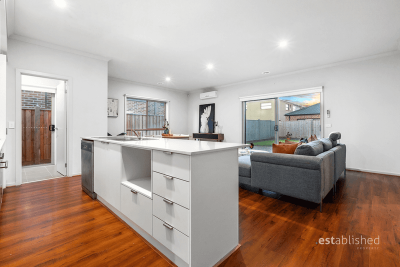 369 Saltwater Promenade, POINT COOK, VIC 3030