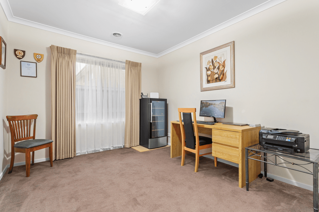 10 Morwell Way, MERNDA, VIC 3754