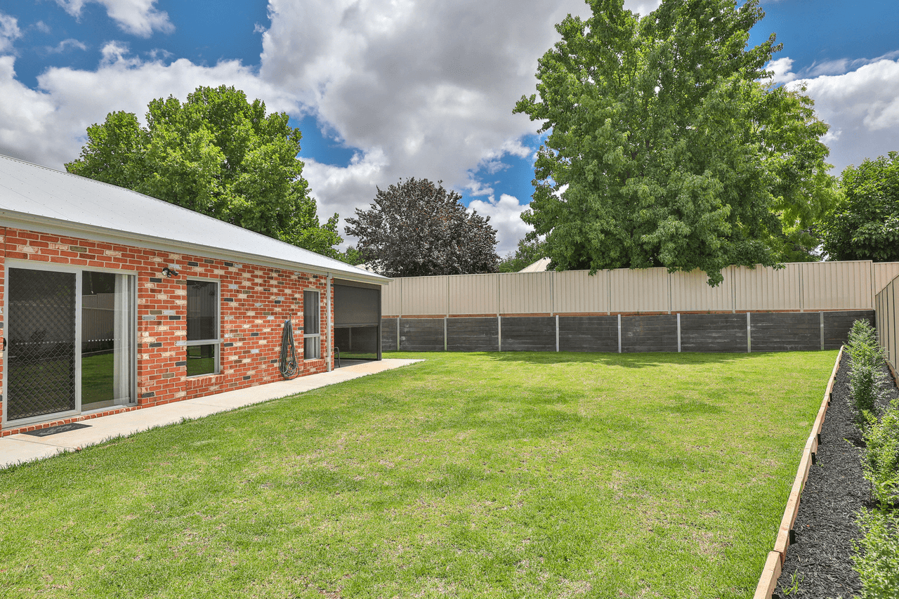 30 Milan Drive, Irymple, VIC 3498