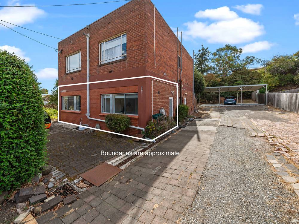 1 Third Avenue, WEST MOONAH, TAS 7009