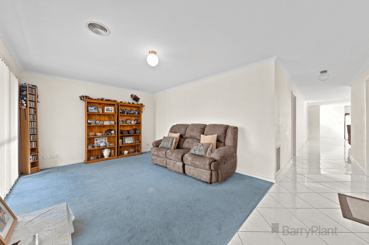 35 Shaftsbury Avenue, Berwick, VIC 3806