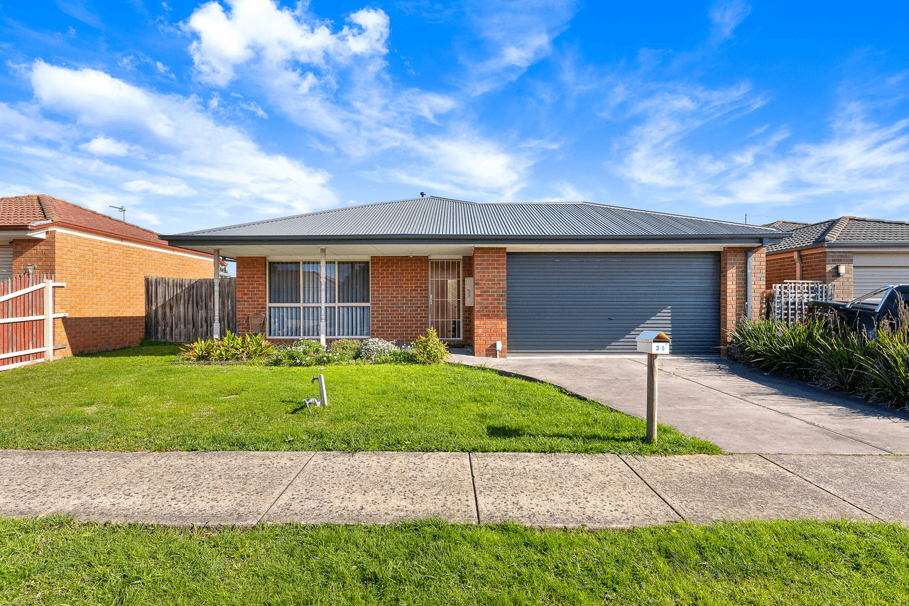 35 Shaftsbury Avenue, Berwick, VIC 3806