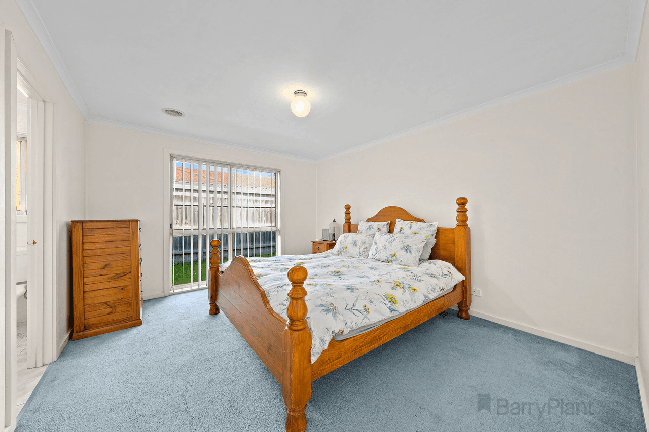 35 Shaftsbury Avenue, Berwick, VIC 3806