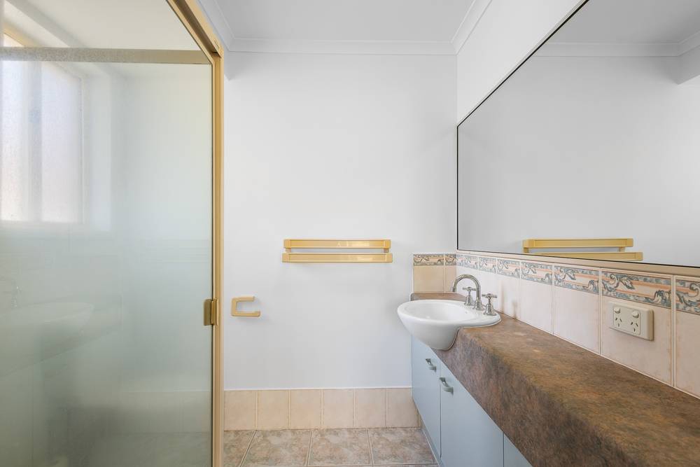 7 Meandersea Court, MOUNTAIN CREEK, QLD 4557