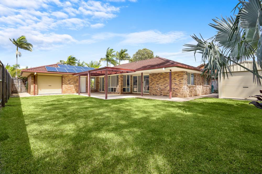 7 Meandersea Court, MOUNTAIN CREEK, QLD 4557