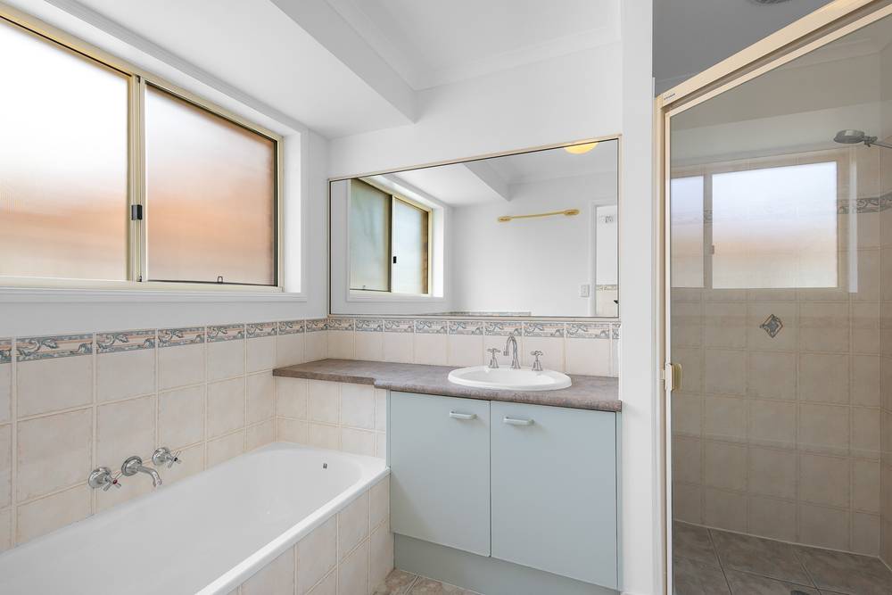 7 Meandersea Court, MOUNTAIN CREEK, QLD 4557