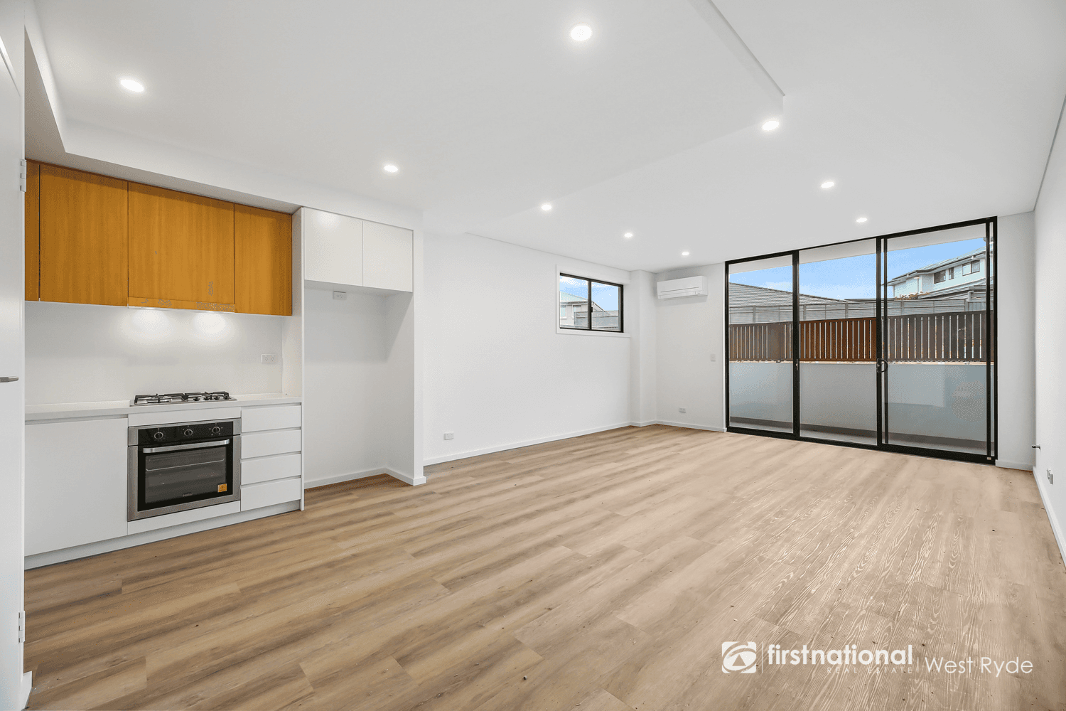 16 & 21/37 Bradley Street, Glenmore Park, NSW 2745