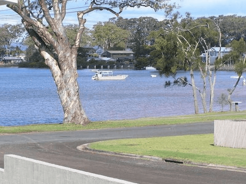2 Barron Street, Victoria Point, QLD 4165