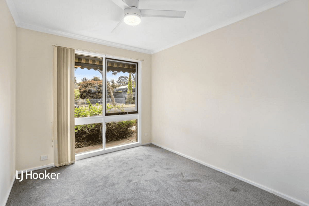 4 Chelmsford Avenue, SALISBURY HEIGHTS, SA 5109