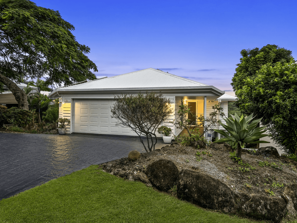 13 Vantage Point Drive, BURLEIGH HEADS, QLD 4220