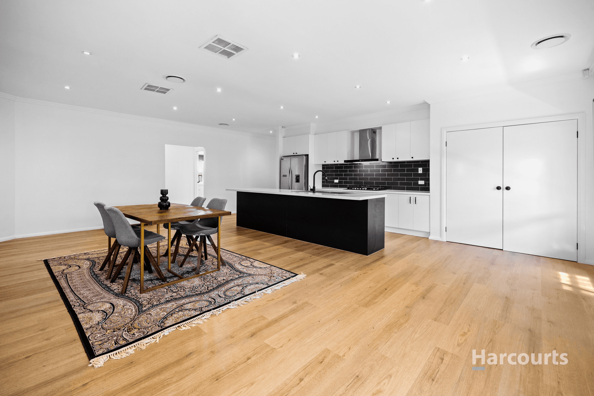 107 George Street, Taylors Hill, VIC 3037