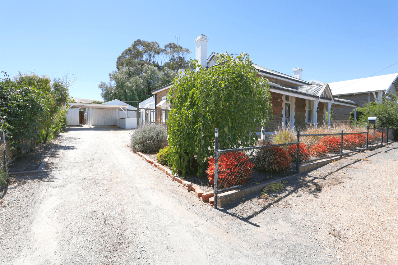 3 Paradise Street, BURRA, SA 5417