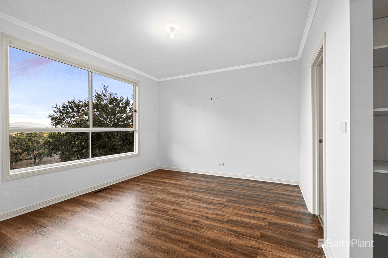 16 Bridgewater Road, Seville East, VIC 3139