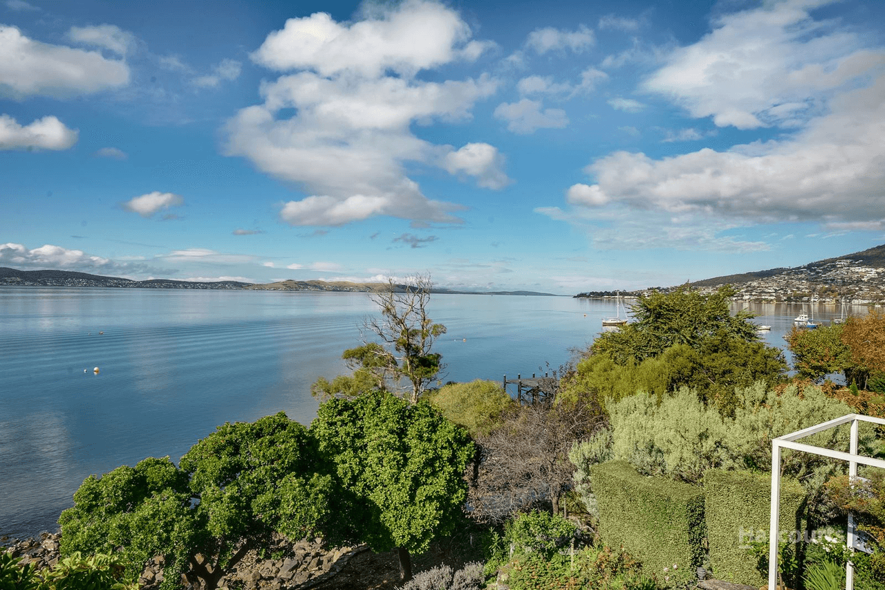 20 Clarke Avenue, Battery Point, TAS 7004