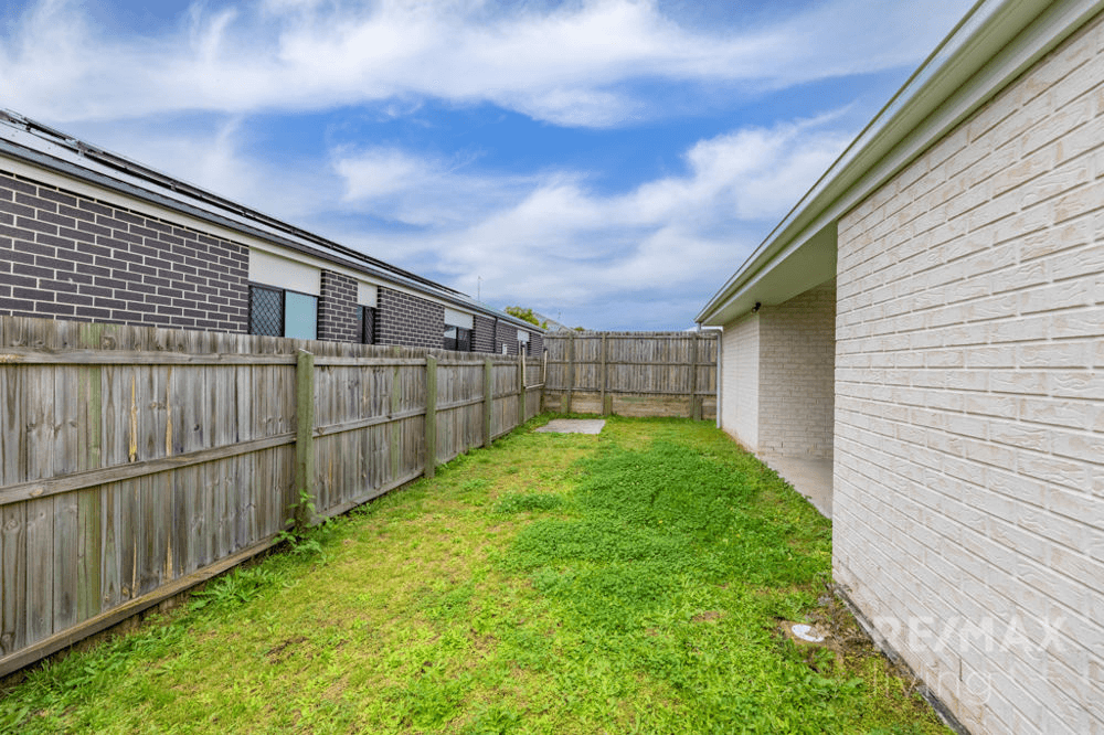 1/18 Derwent Street, Burpengary, QLD 4505