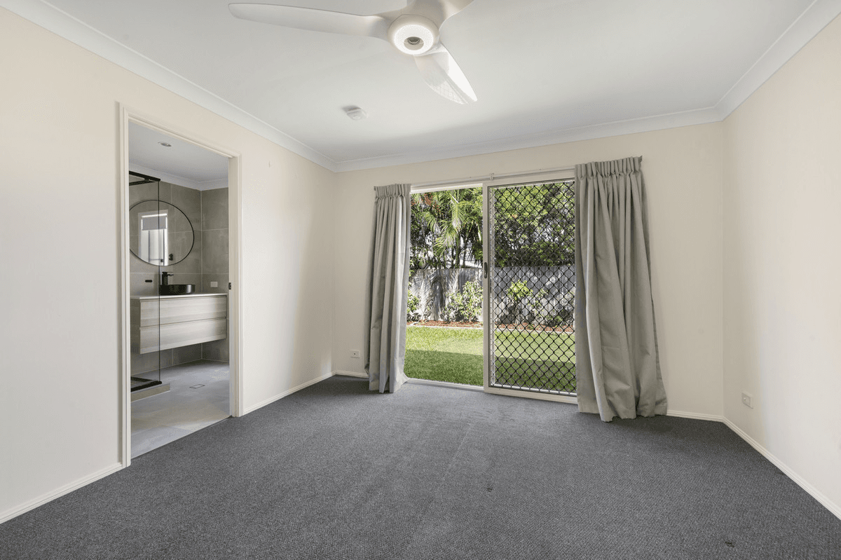 6A Coolabah Crescent, Bridgeman Downs, QLD 4035