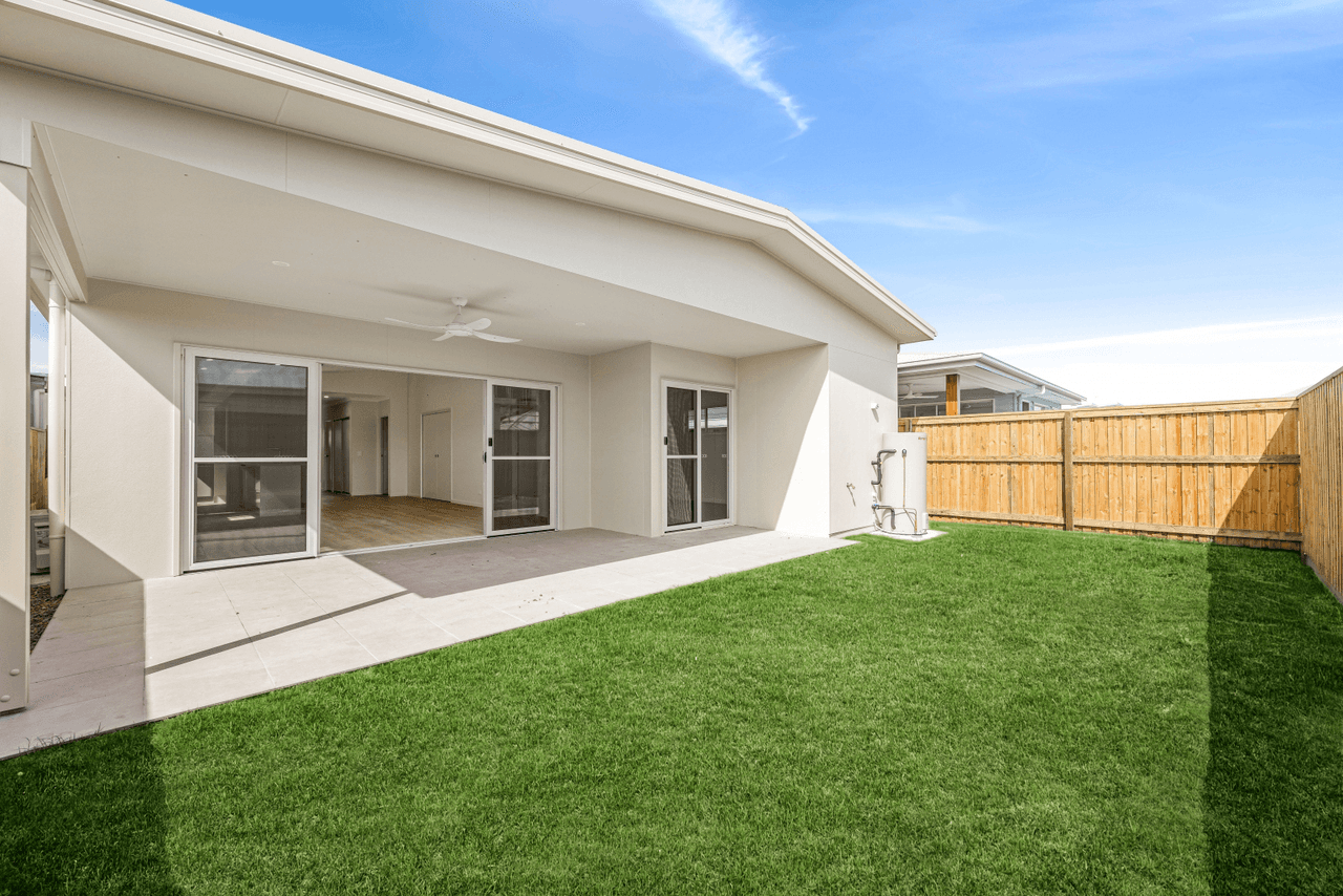 56 Valley Crescent, PALMVIEW, QLD 4553