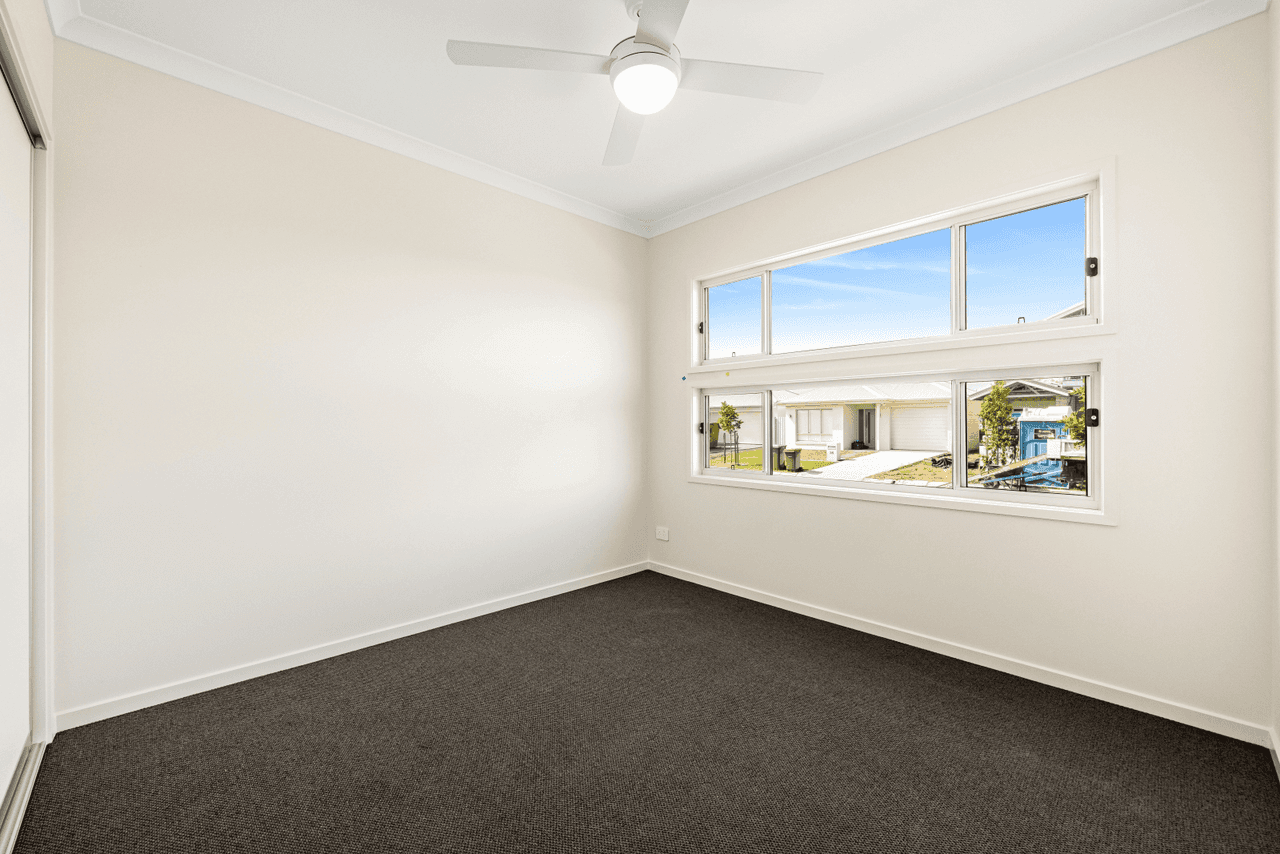 56 Valley Crescent, PALMVIEW, QLD 4553