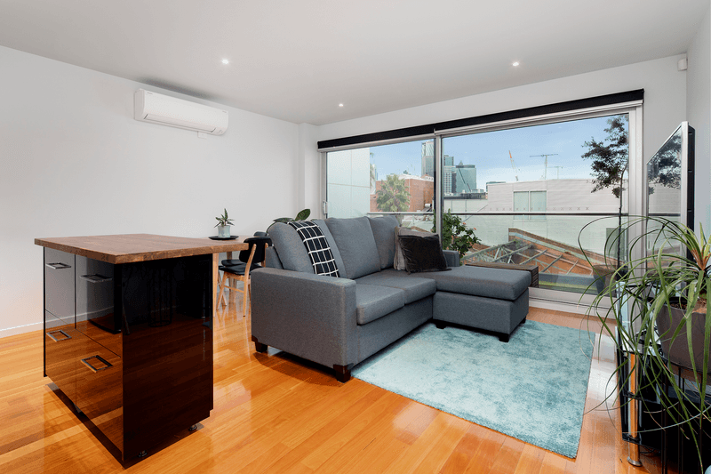 9 Curzon Place, North Melbourne, VIC 3051