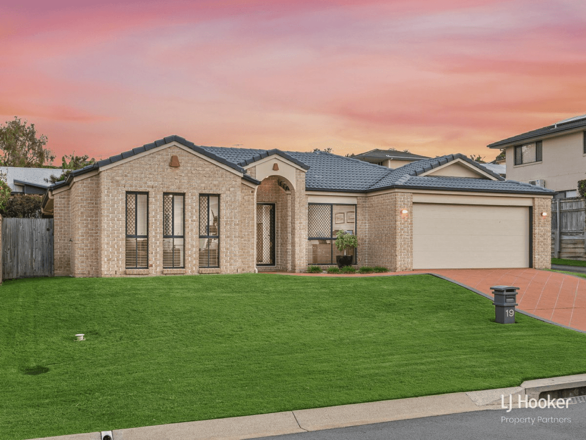 19 Leelaben Place, EIGHT MILE PLAINS, QLD 4113