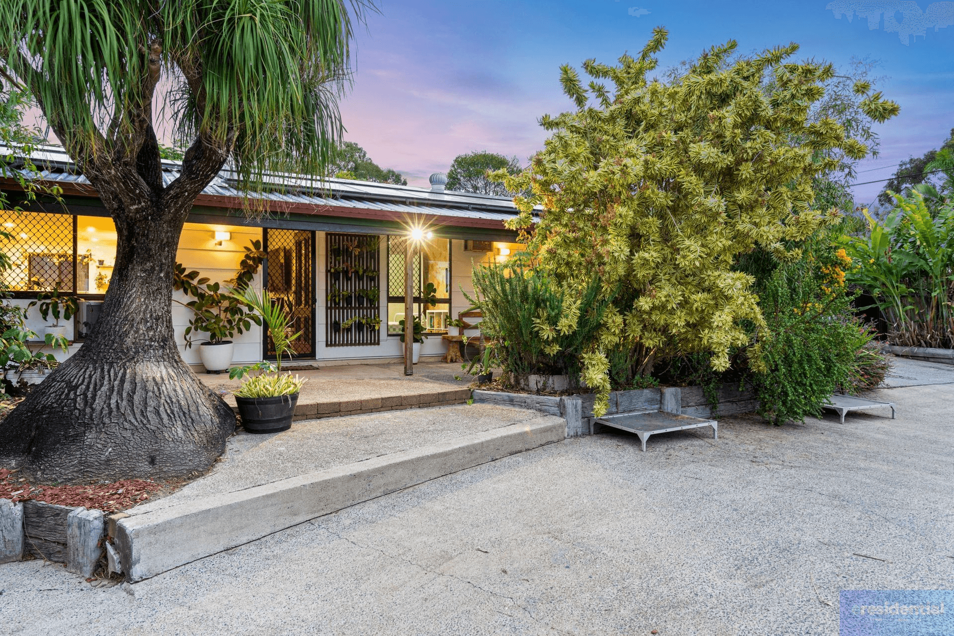 10 Auburn Street, Edens Landing, QLD 4207