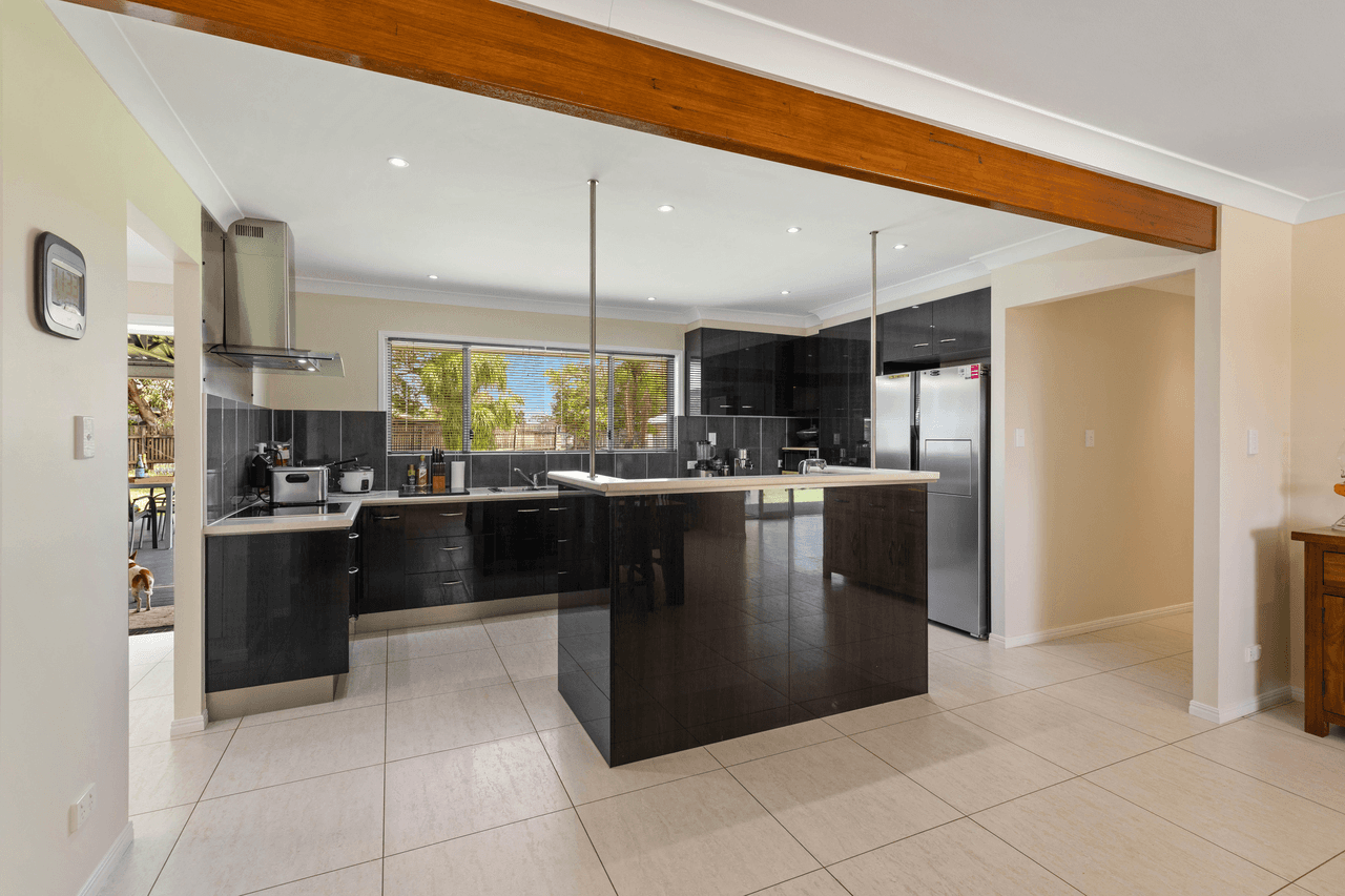 34-36 Forbes Court, MORAYFIELD, QLD 4506