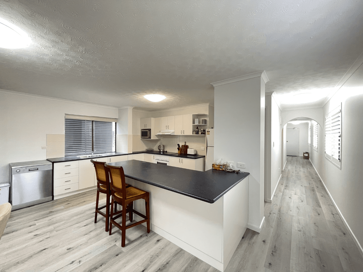 2/4 Latona Avenue, CALOUNDRA, QLD 4551
