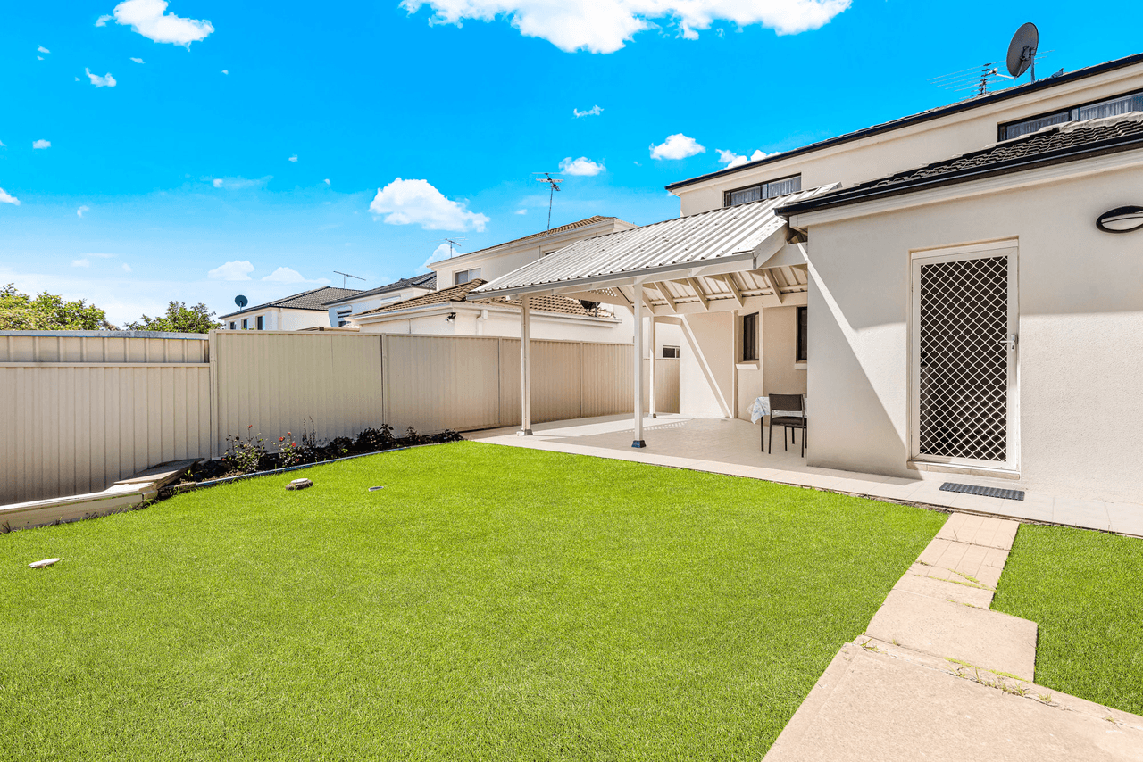 80 Harraden Drive, WEST HOXTON, NSW 2171