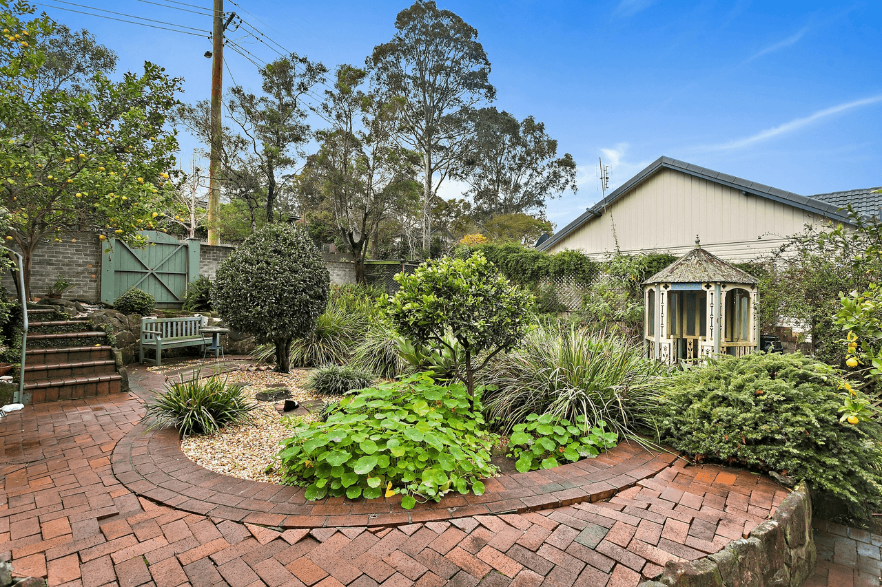 61 St Johns Avenue, Mangerton, NSW 2500