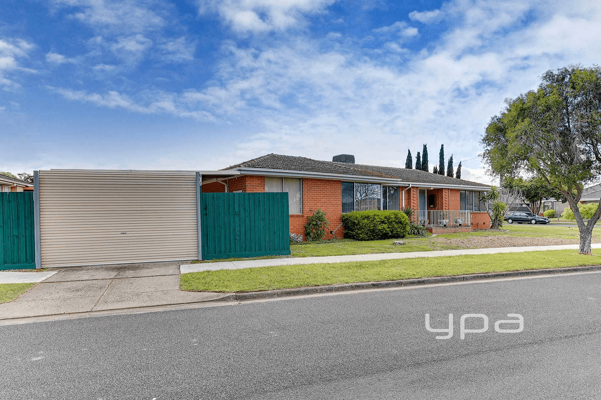 10 Elmhurst Road, Gladstone Park, VIC 3043