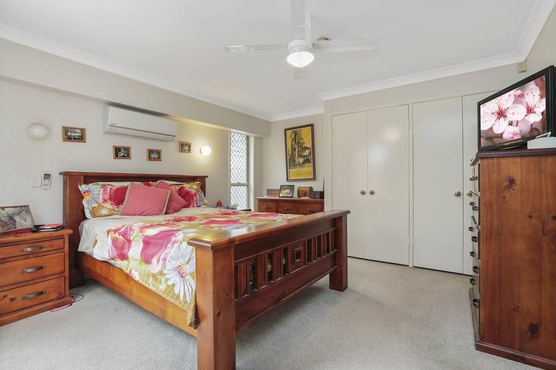 11 Bribie Place, FOREST LAKE, QLD 4078