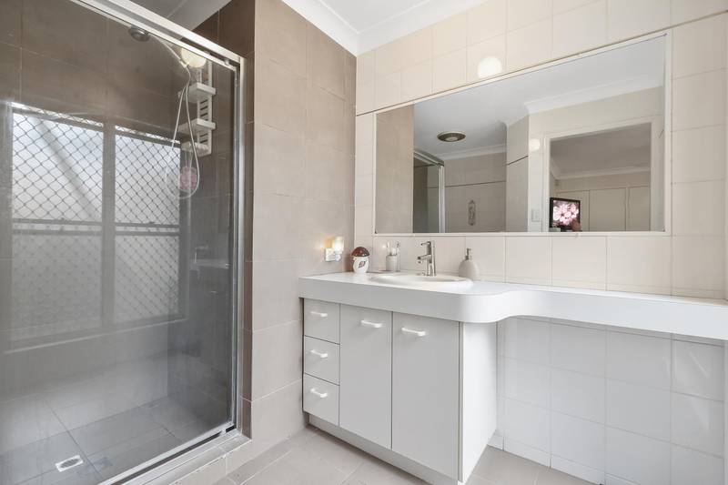 11 Bribie Place, FOREST LAKE, QLD 4078