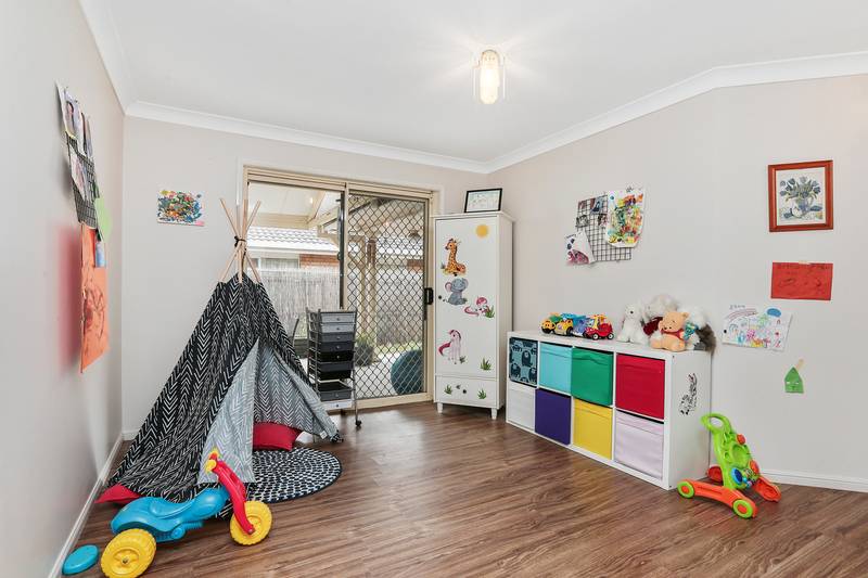 11 Bribie Place, FOREST LAKE, QLD 4078