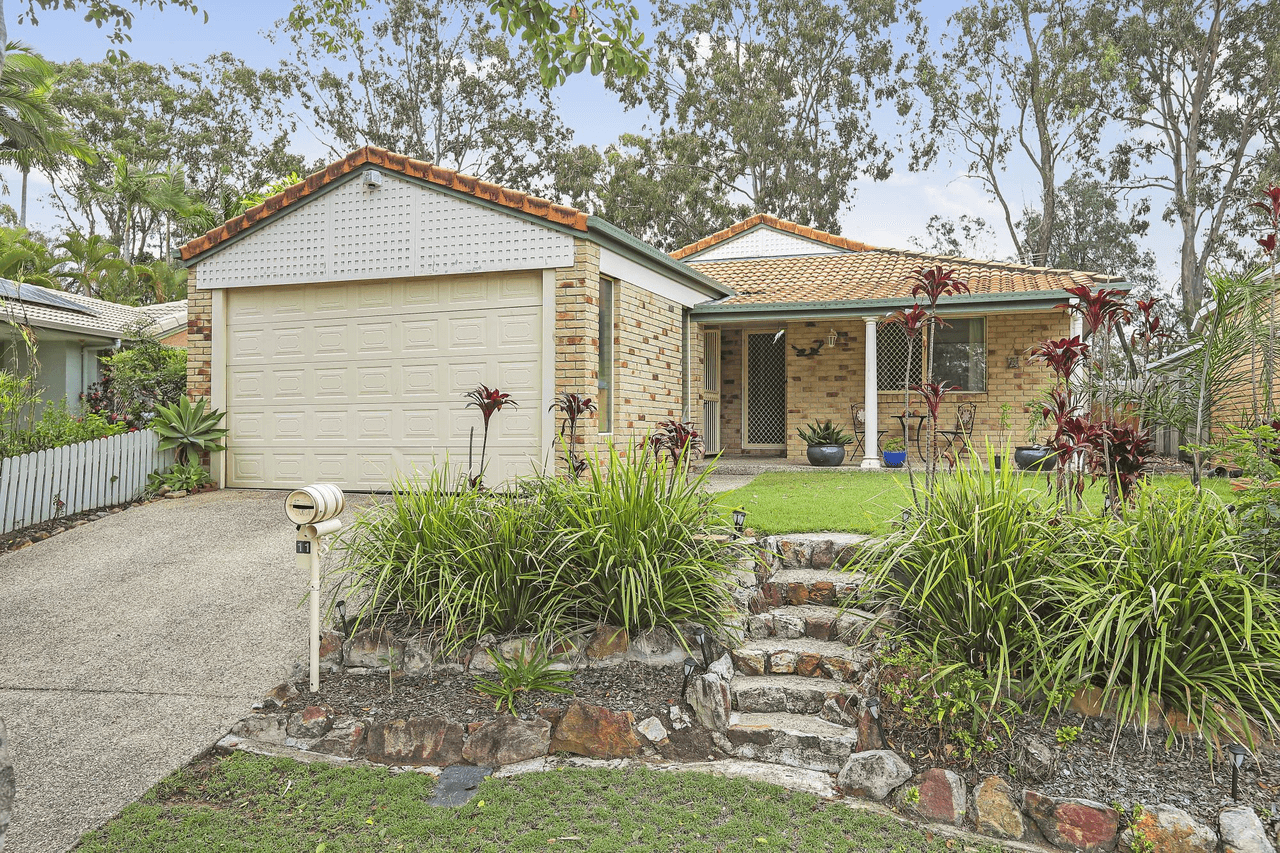 11 Bribie Place, FOREST LAKE, QLD 4078