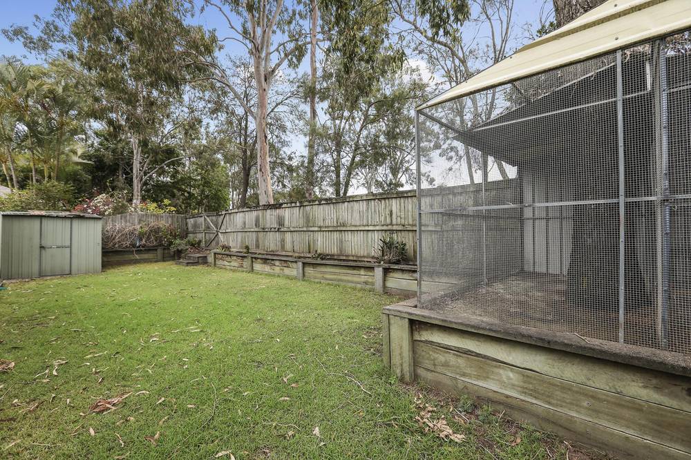 11 Bribie Place, FOREST LAKE, QLD 4078