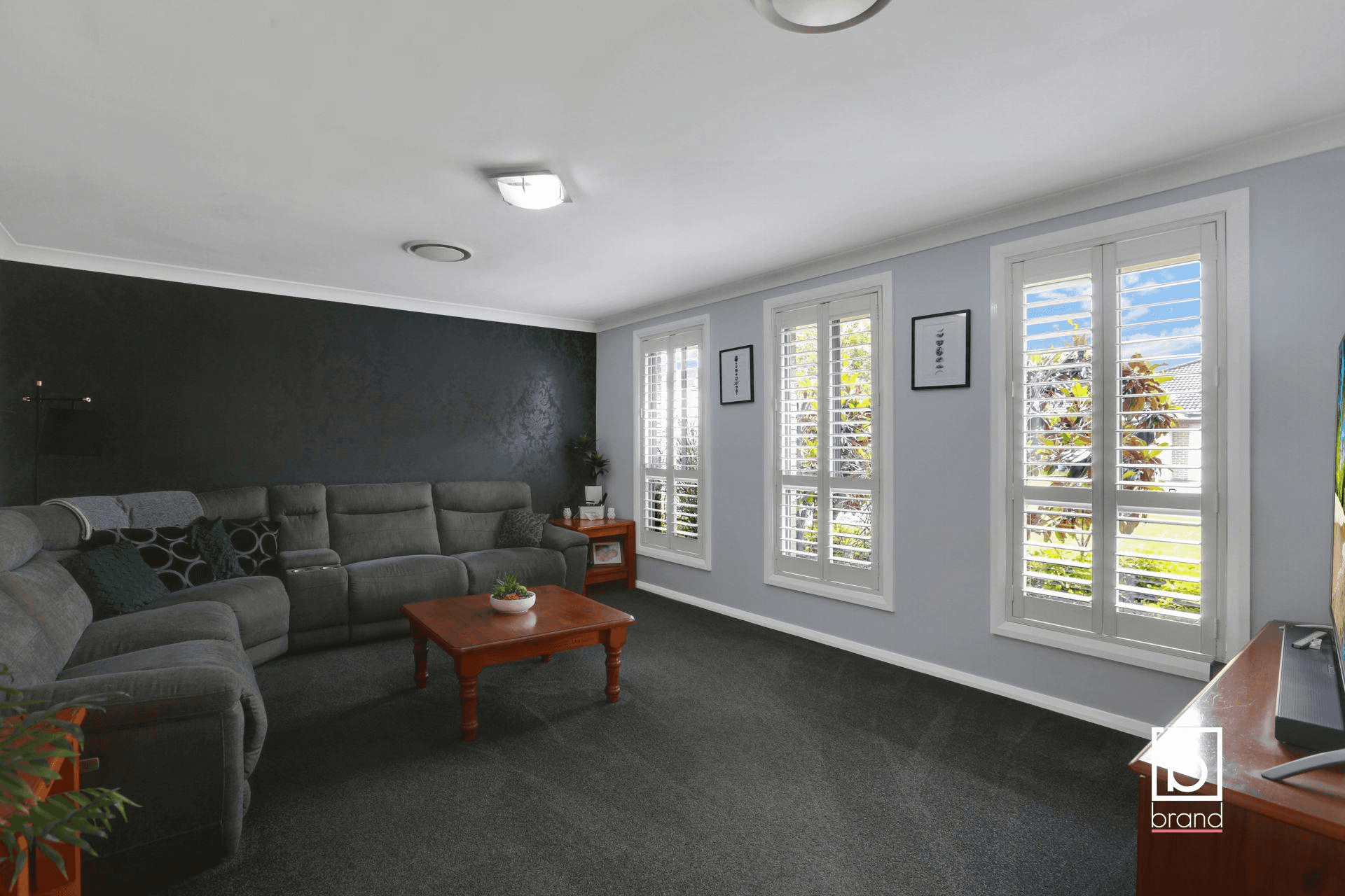 5 Viewfield Crescent, WOONGARRAH, NSW 2259