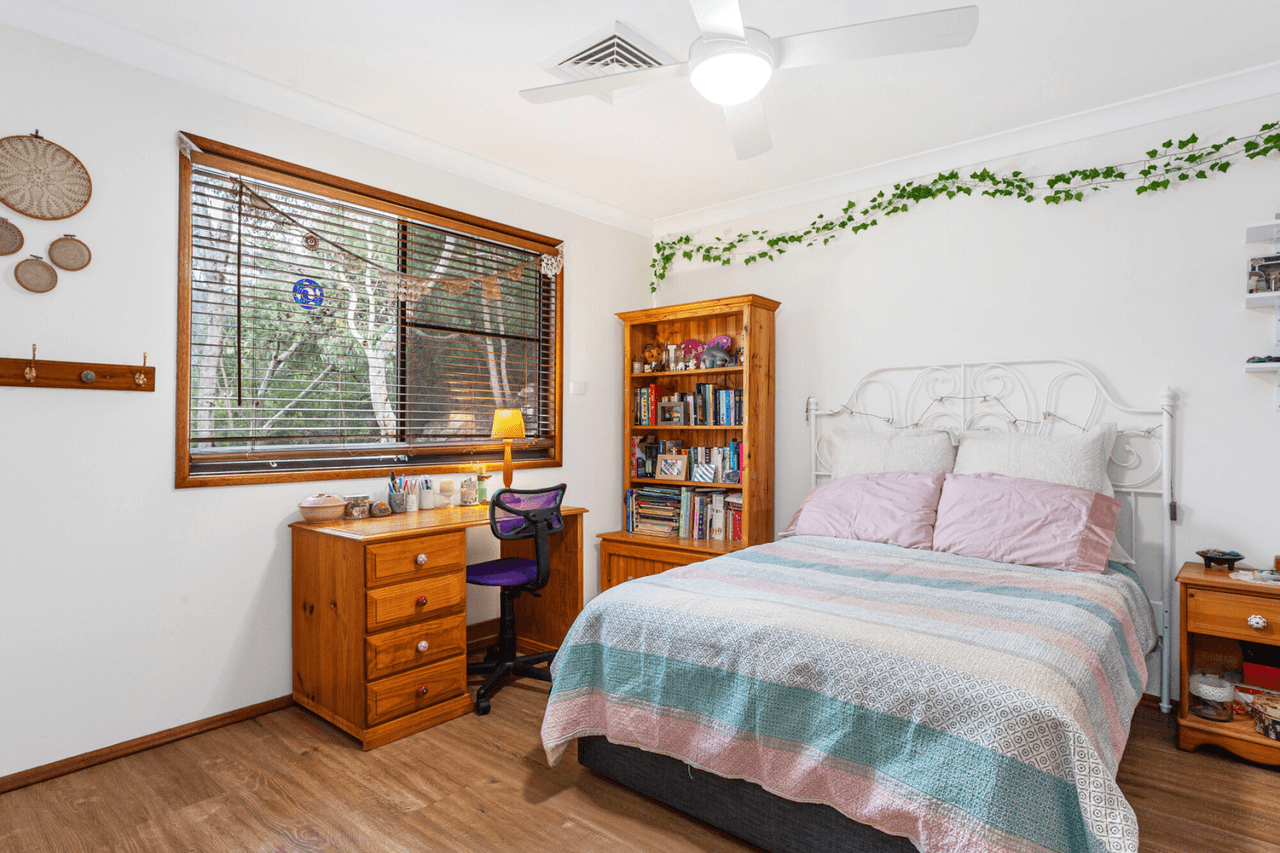 16 Cootamundra Road, Hornsby Heights, NSW 2077