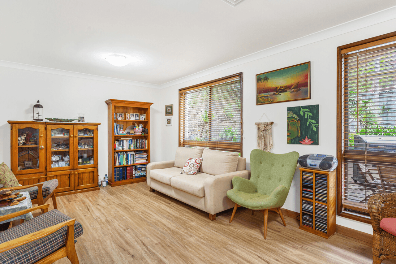 16 Cootamundra Road, Hornsby Heights, NSW 2077