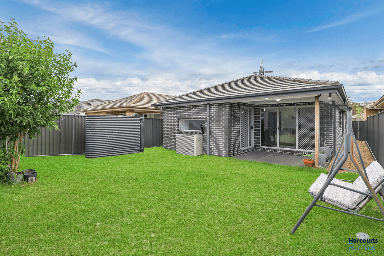 23 Navy Road, JORDAN SPRINGS, NSW 2747