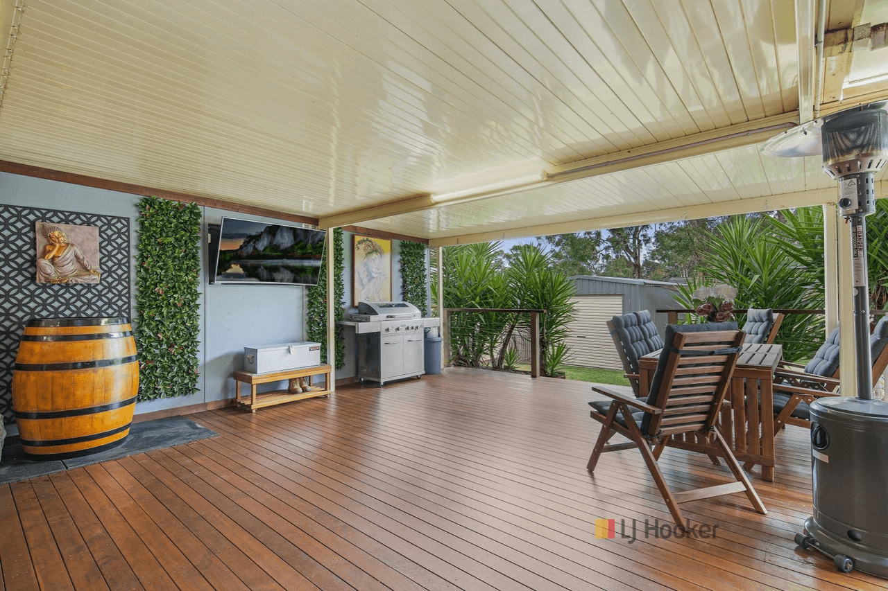 14 Tarwhine Avenue, CHAIN VALLEY BAY, NSW 2259