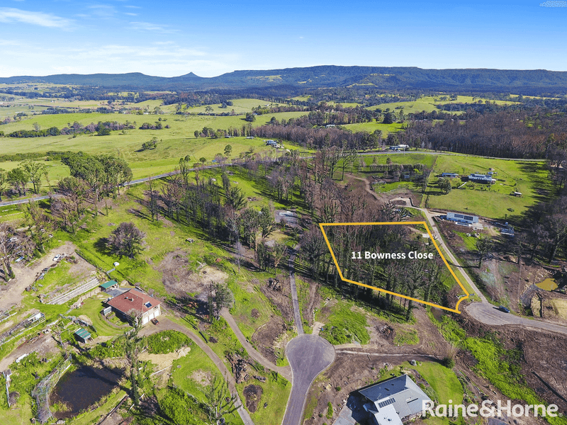 11 Bowness Close, CONJOLA PARK, NSW 2539