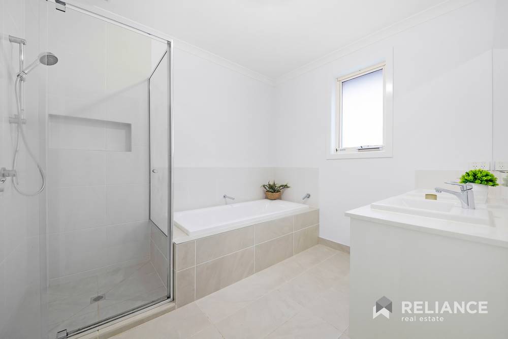 23 Broadstone Way, Point Cook, VIC 3030