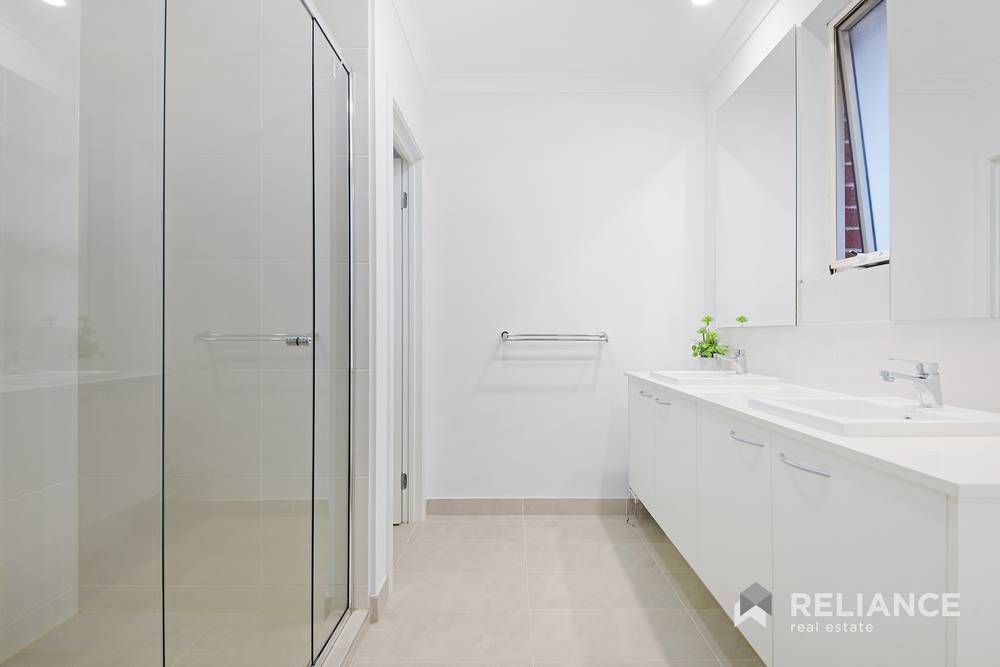 23 Broadstone Way, Point Cook, VIC 3030