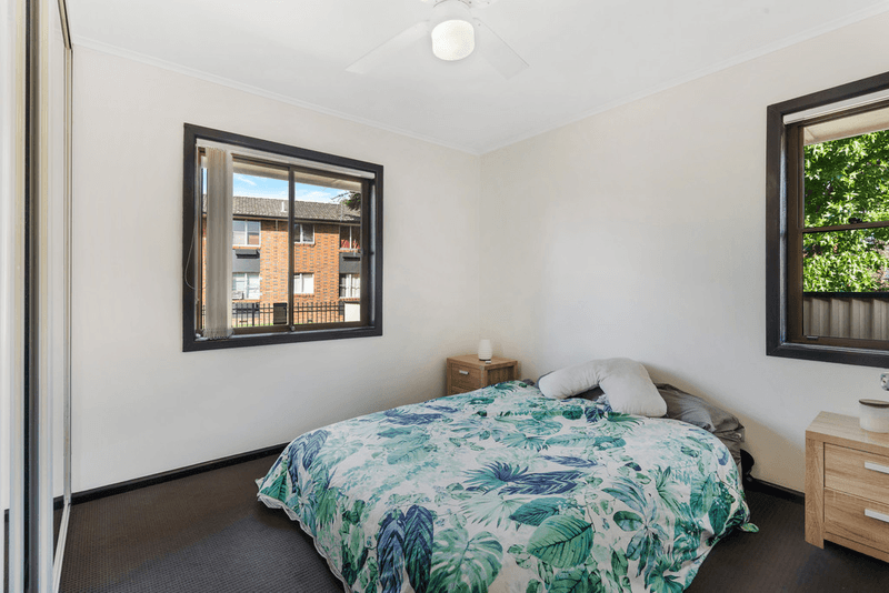 10 Huntley Place, CARTWRIGHT, NSW 2168