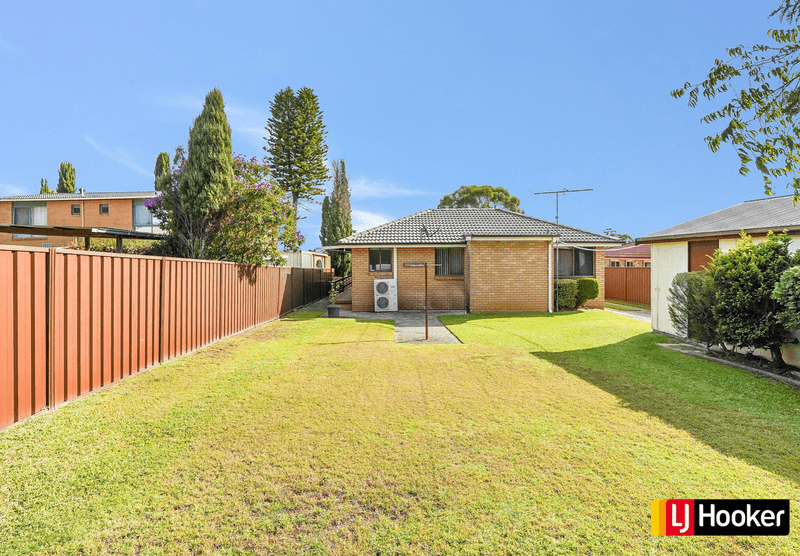 5 Kanangra Crescent, RUSE, NSW 2560